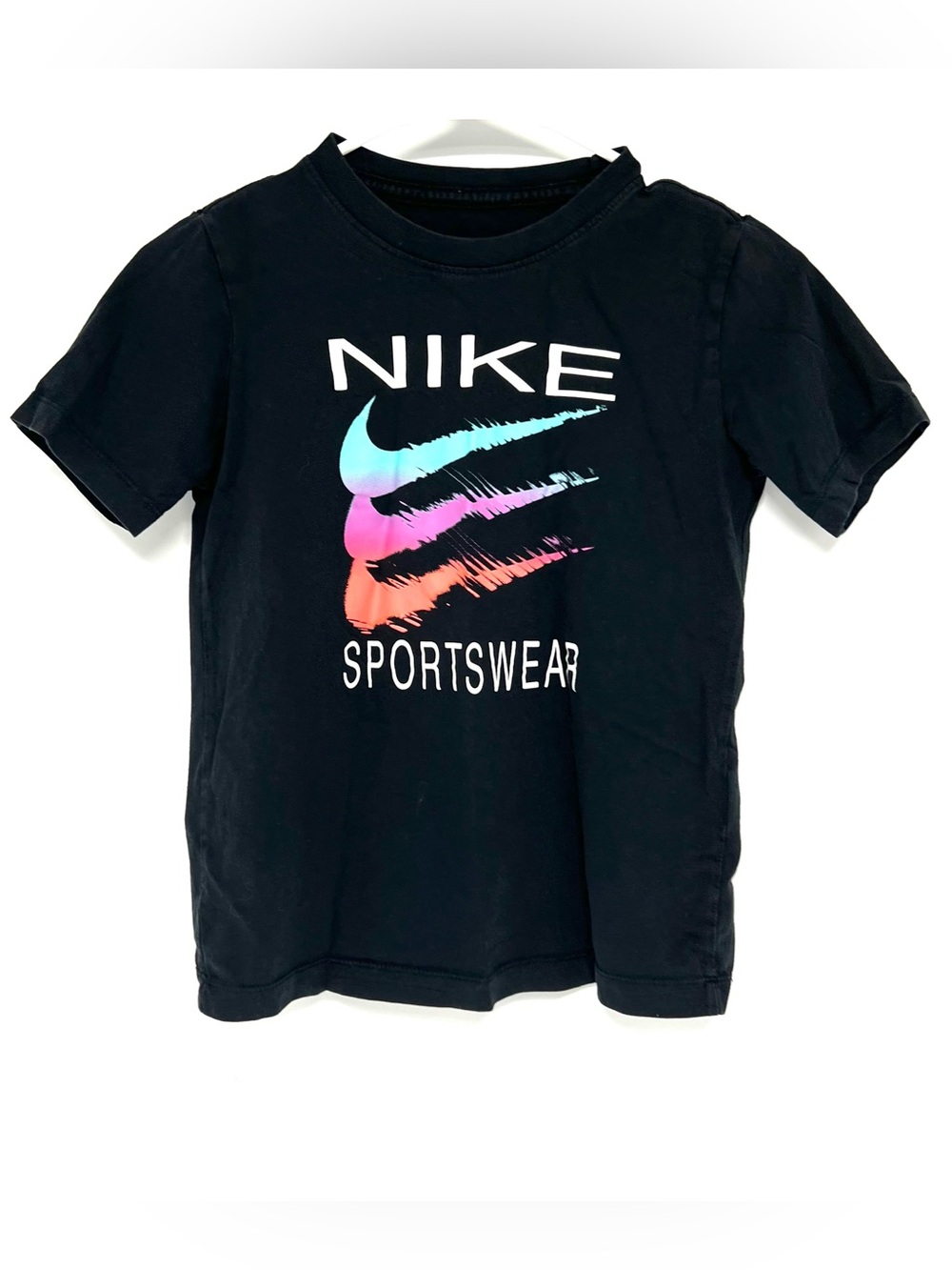 Nike t shirt boys medium